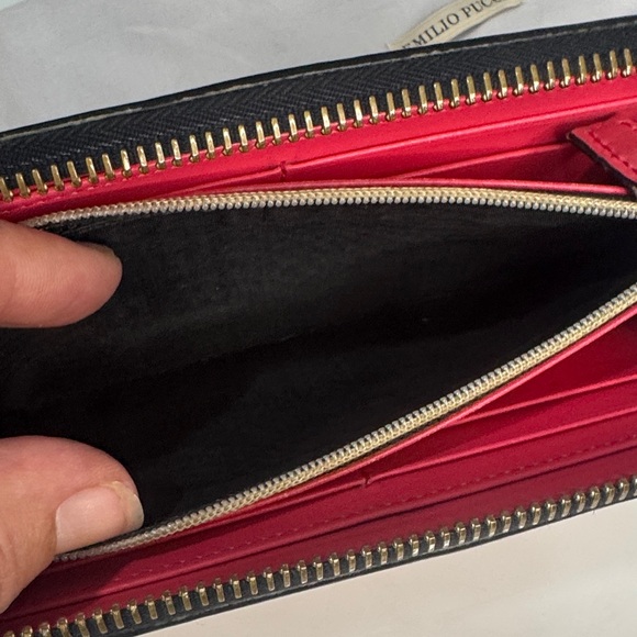 Emilio Pucci Saffron Yellow Leather Zip-Around Wallet – Made in Italy - Picture 8 of 11